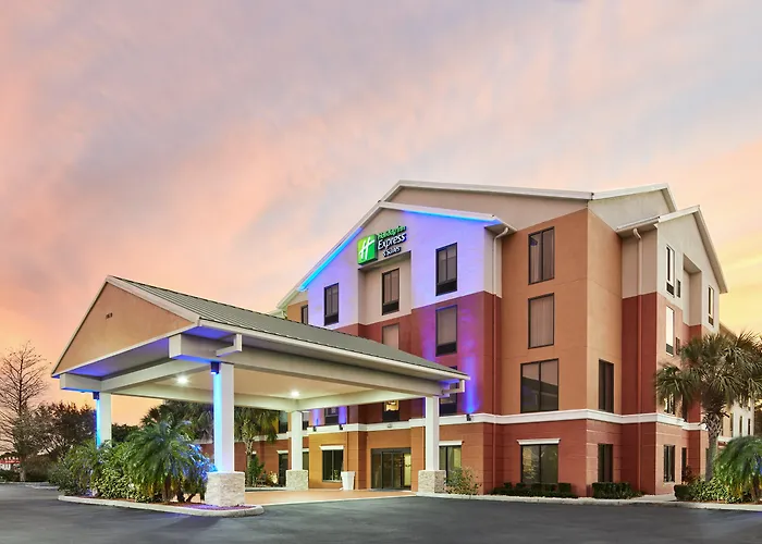 Discover the Best Hotels New Port Richey Has to Offer